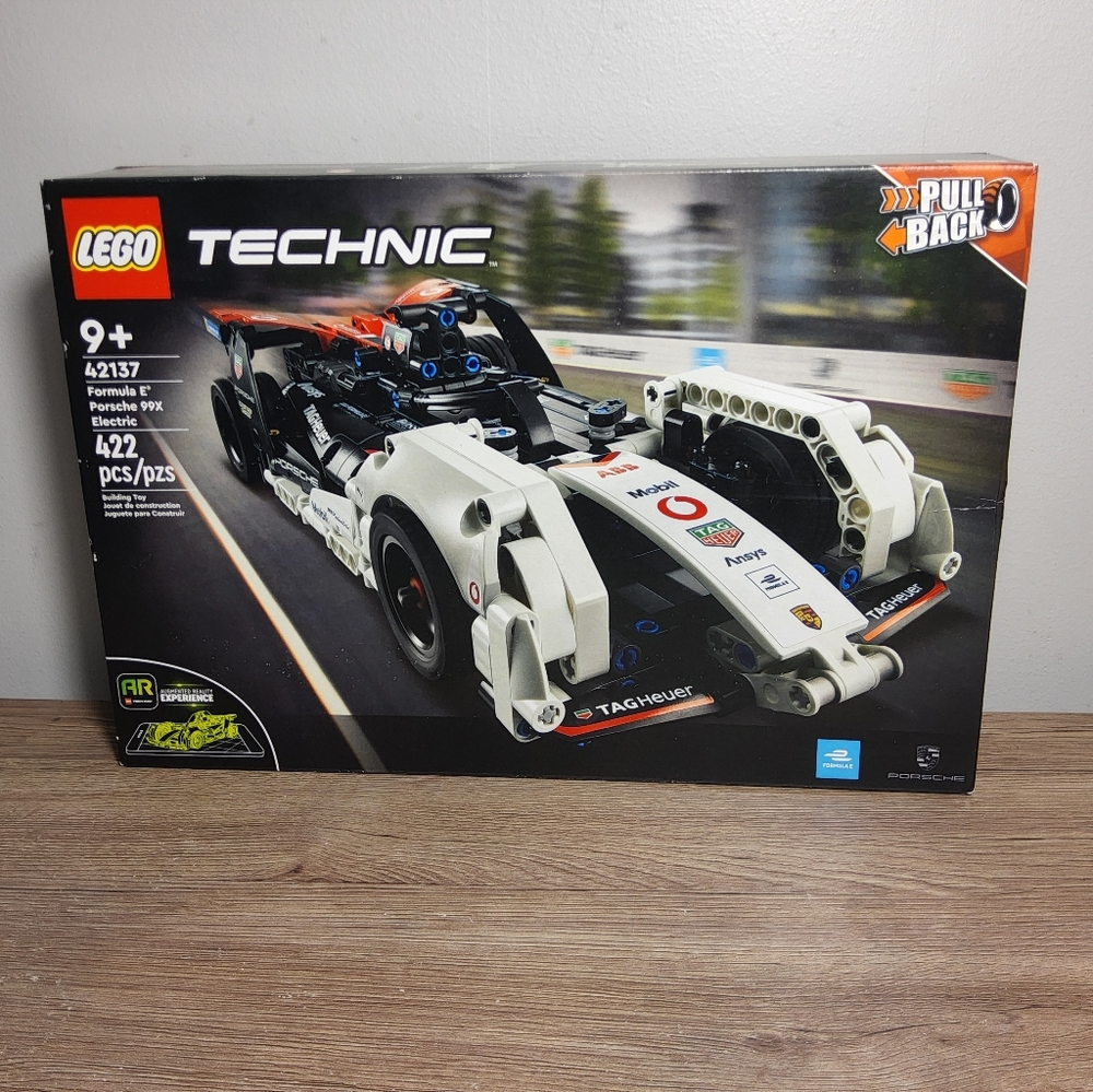 LEGO TECHNIC: Formula E Porsche 99X Electric (42137) 422pcs **SEALED**